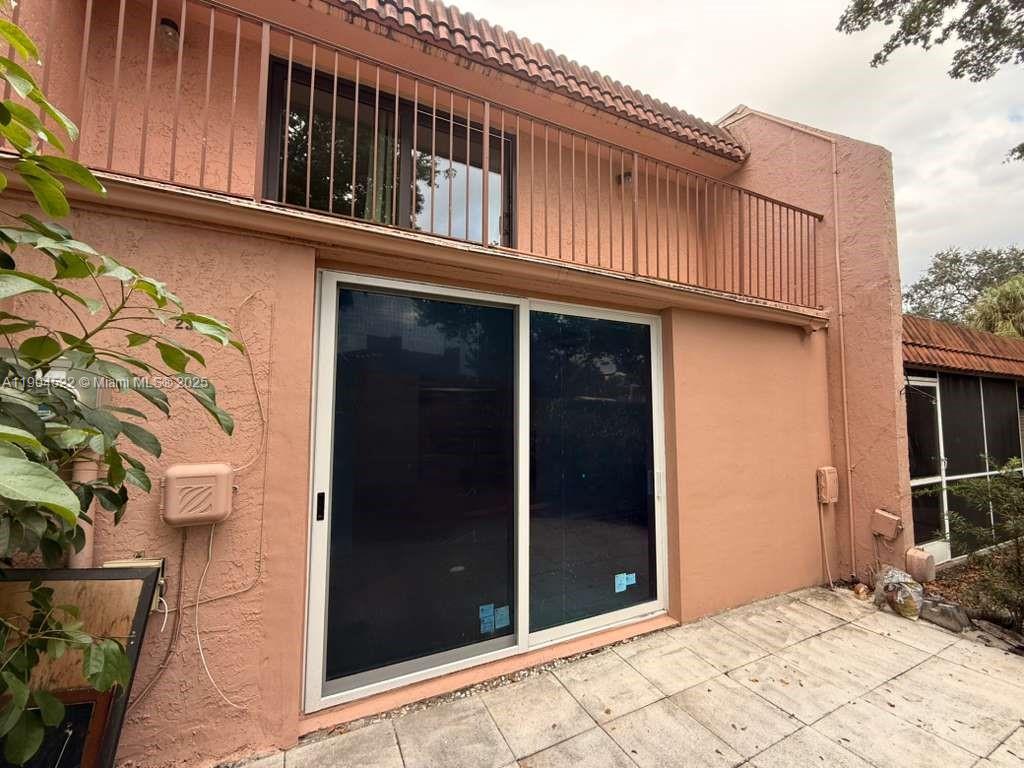 23 N Valencia Dr #2-32 Davie, FL 33324