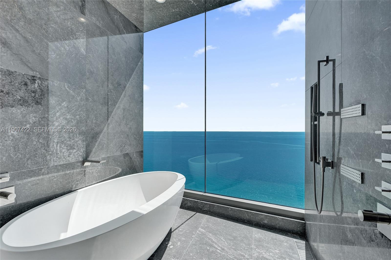 image Estates At Acqualina31