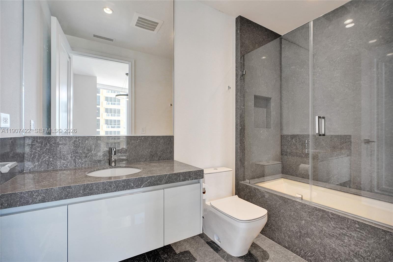 image Estates At Acqualina47