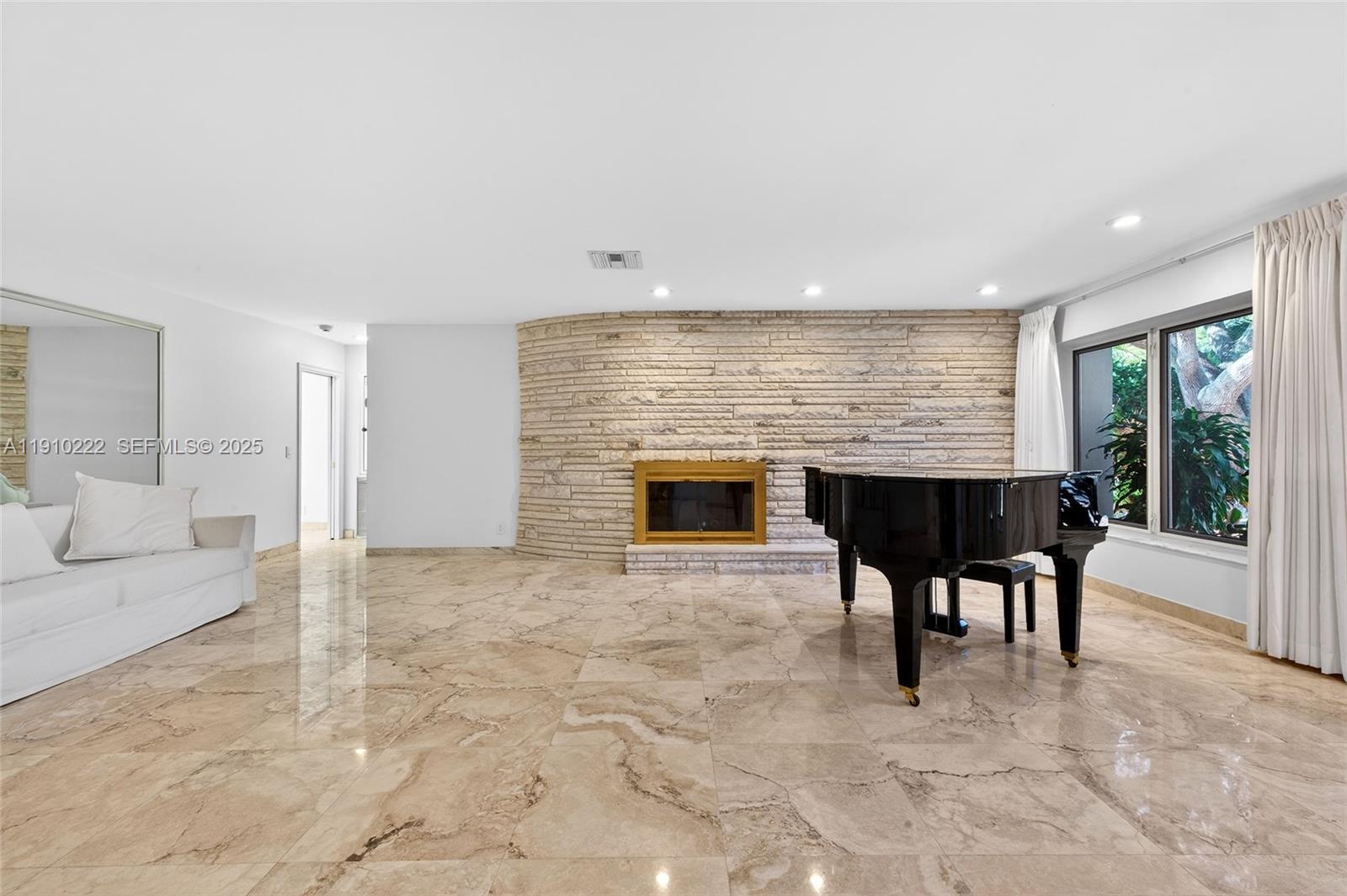 3414 Norfolk St Pompano Beach, FL 33062