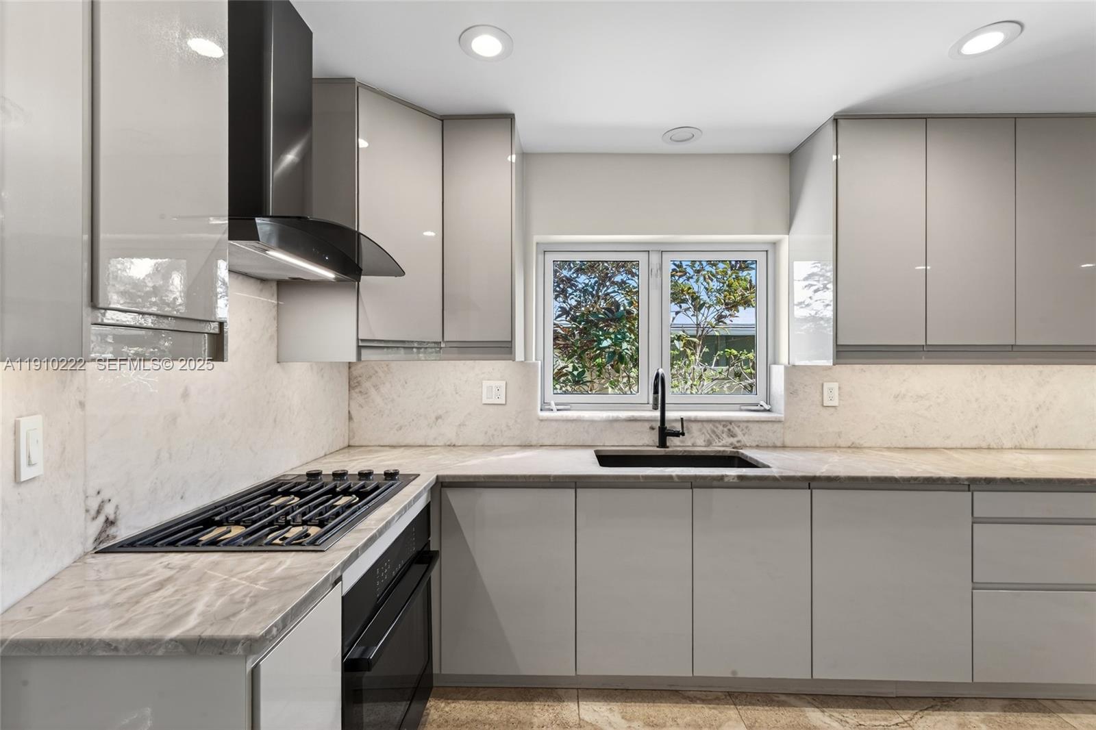 3414 Norfolk St Pompano Beach, FL 33062