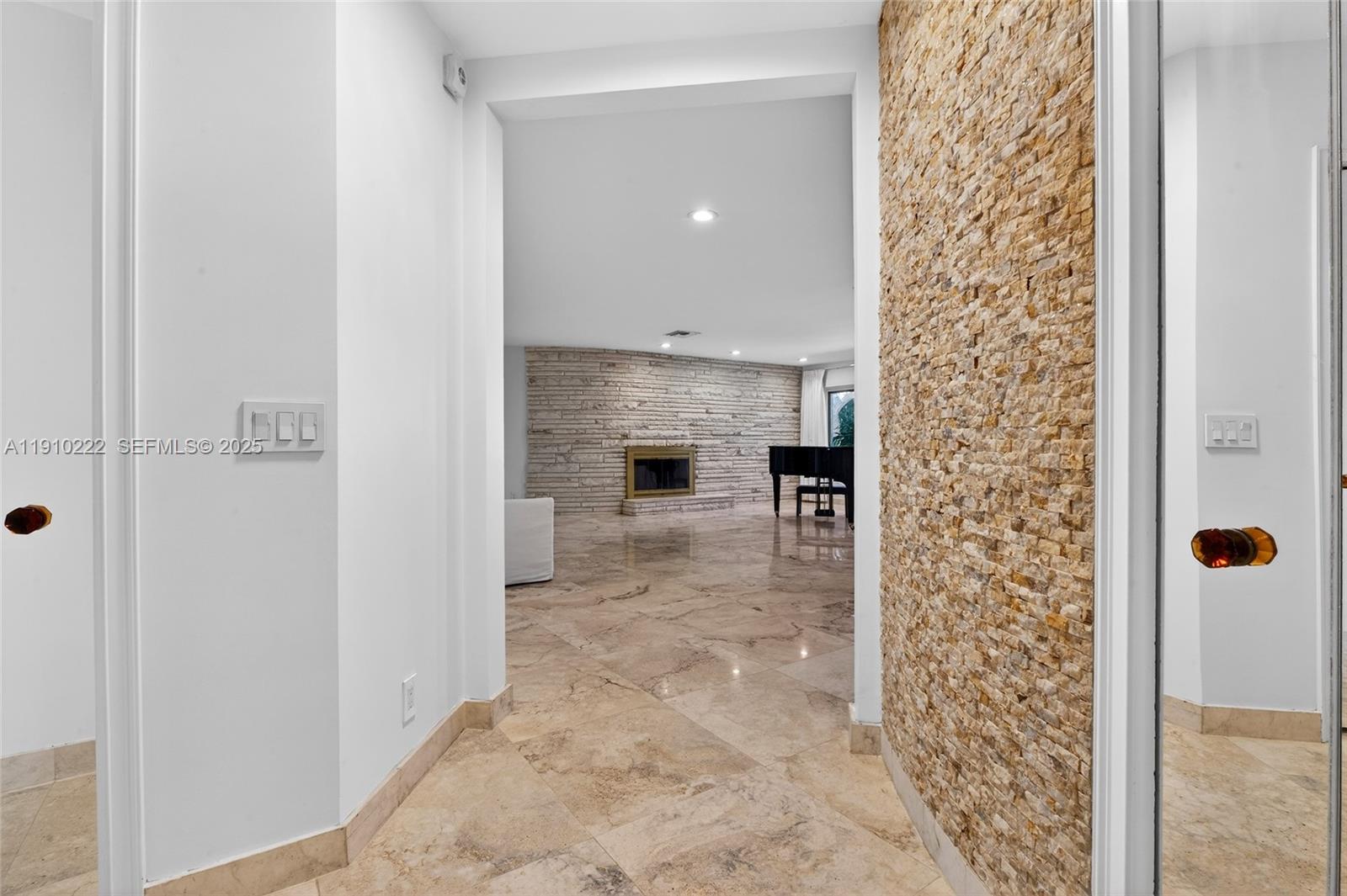 3414 Norfolk St Pompano Beach, FL 33062