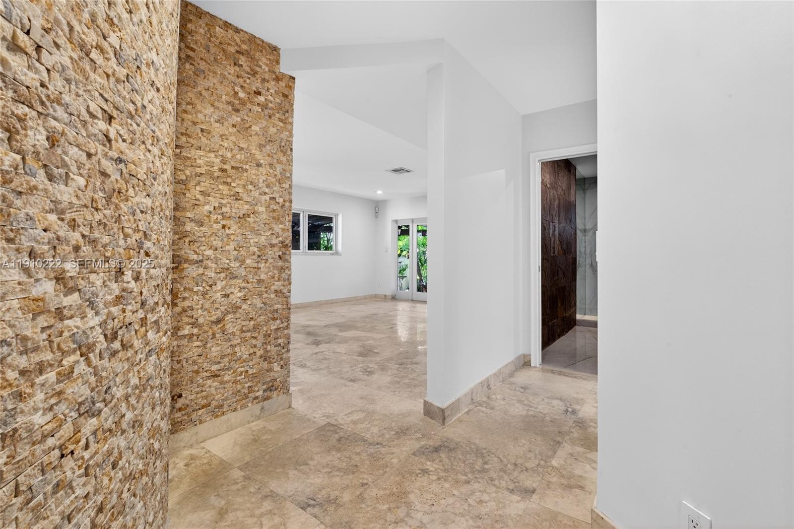 3414 Norfolk St Pompano Beach, FL 33062