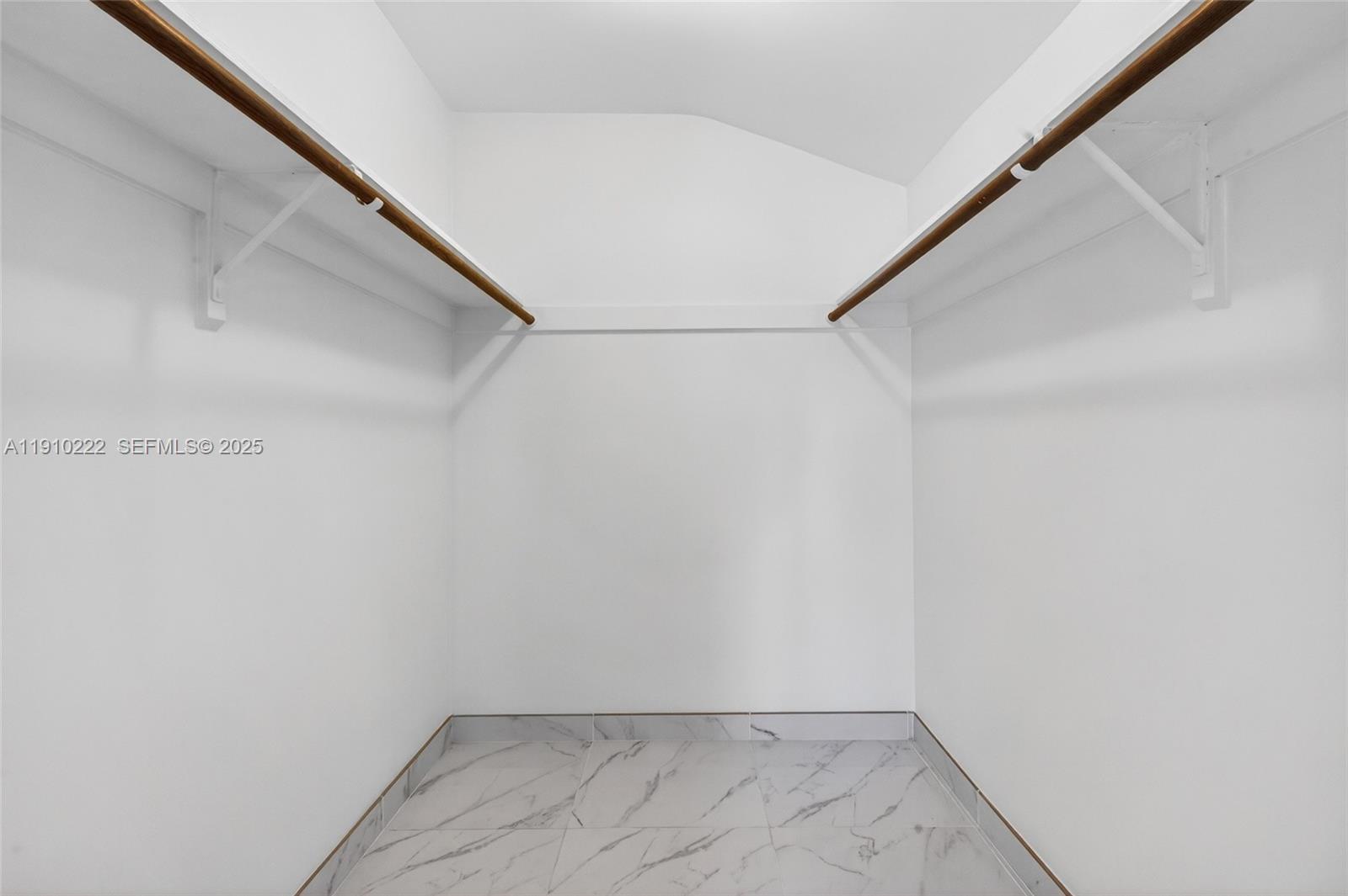 3414 Norfolk St Pompano Beach, FL 33062