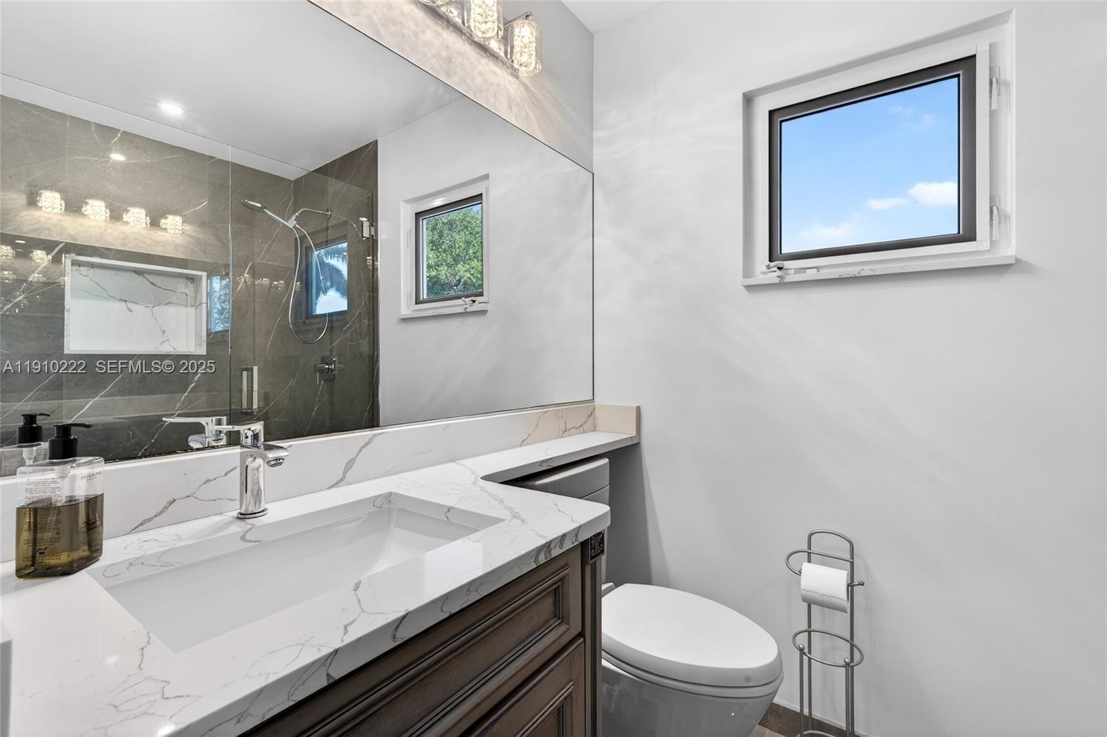 3414 Norfolk St Pompano Beach, FL 33062