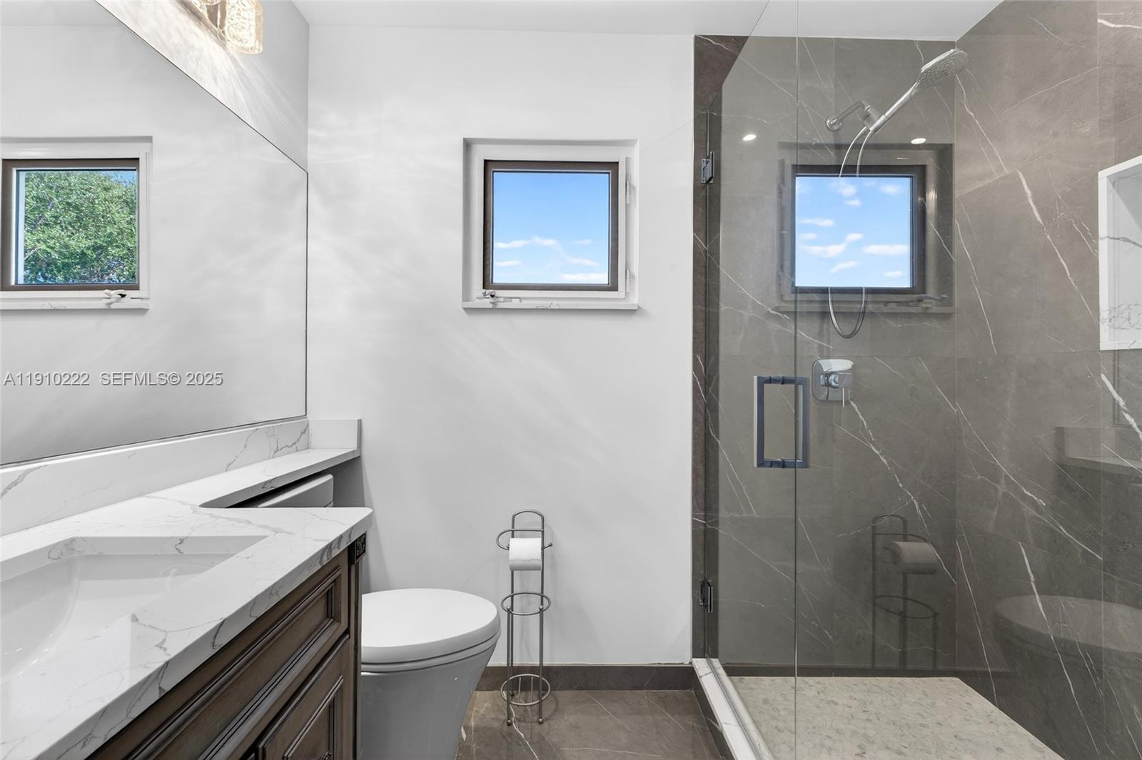 3414 Norfolk St Pompano Beach, FL 33062