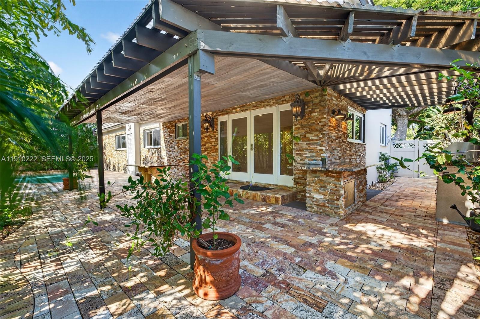 3414 Norfolk St Pompano Beach, FL 33062