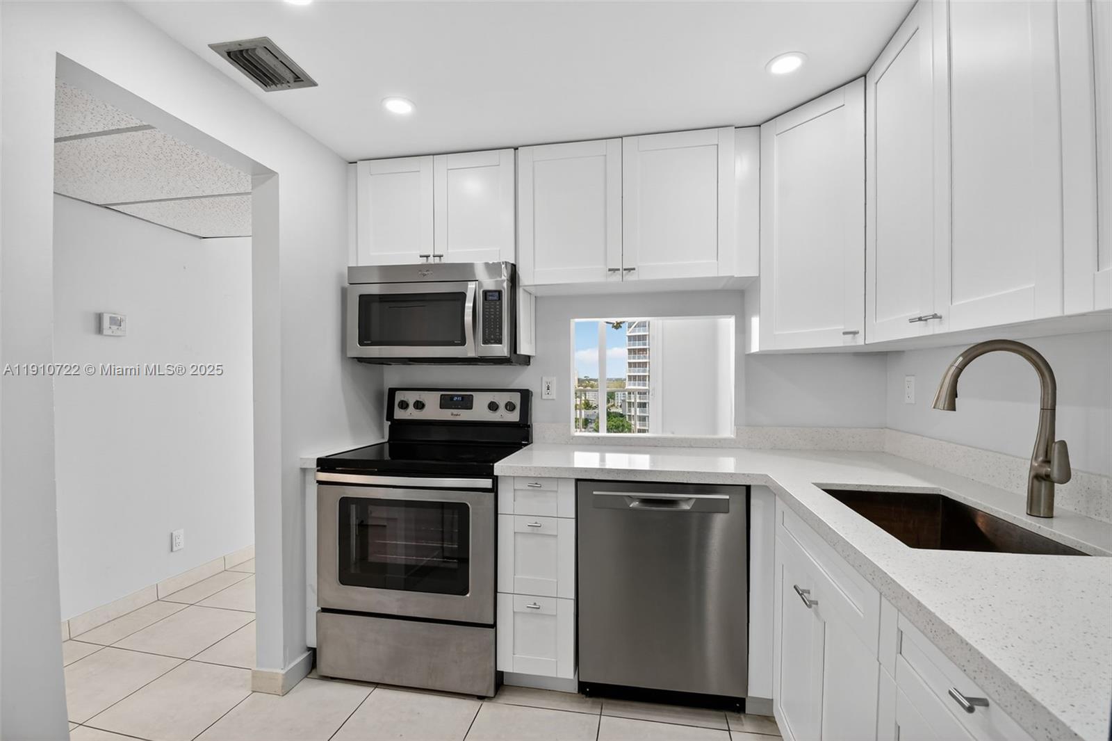 336 N Birch Rd #12B Fort Lauderdale, FL 33304