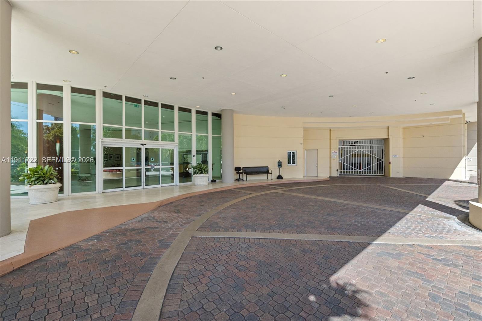 image The Metropolitan55