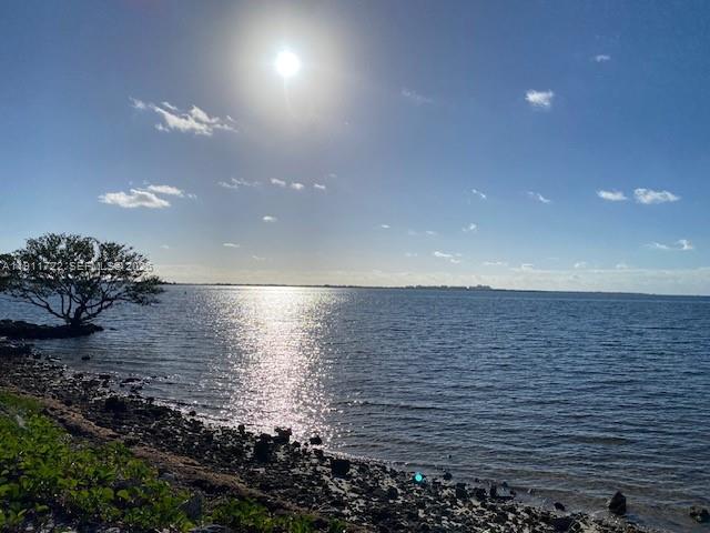 image The Metropolitan75