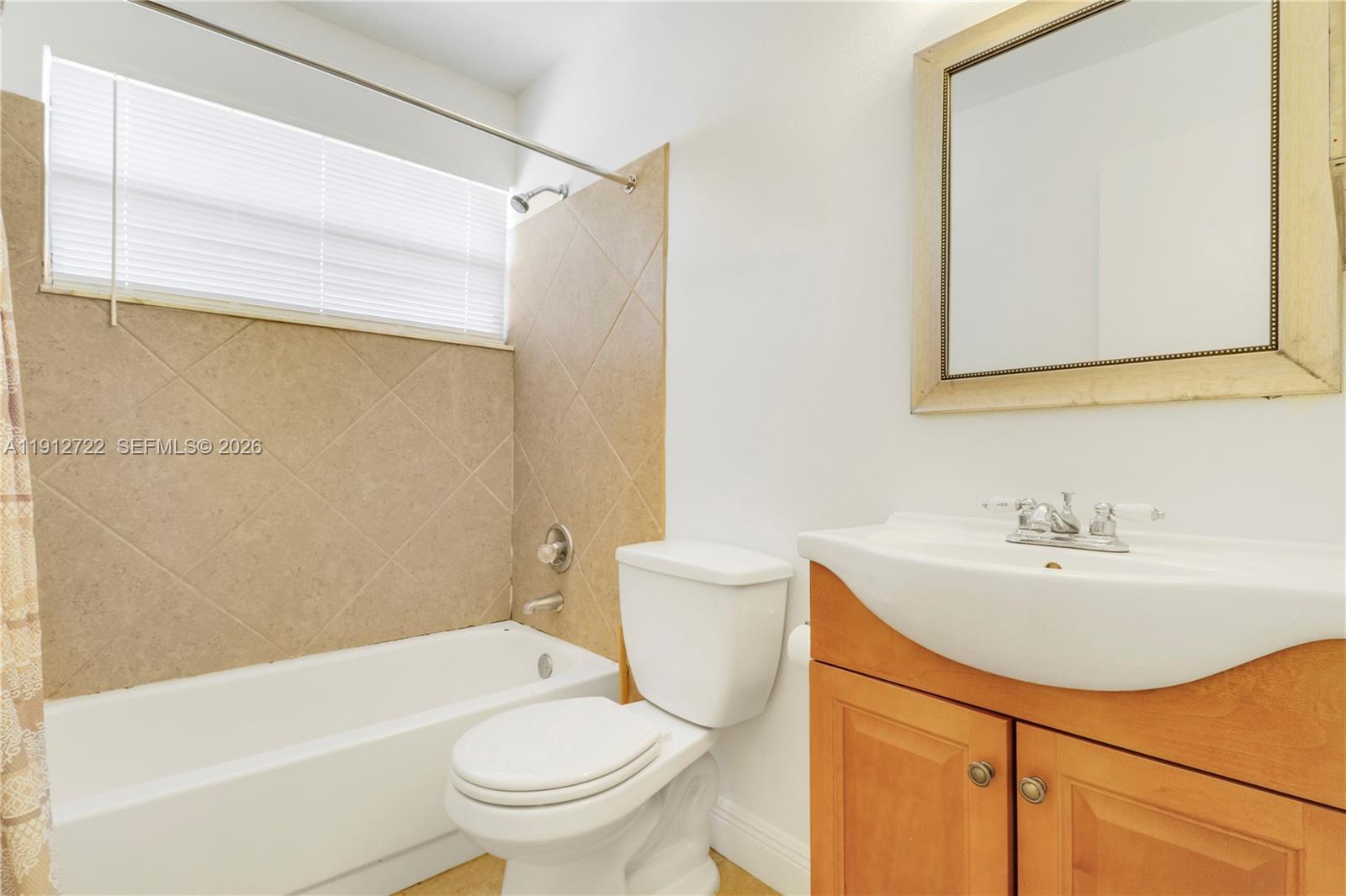 301 Lakewood Dr #8A Jupiter, FL 33458