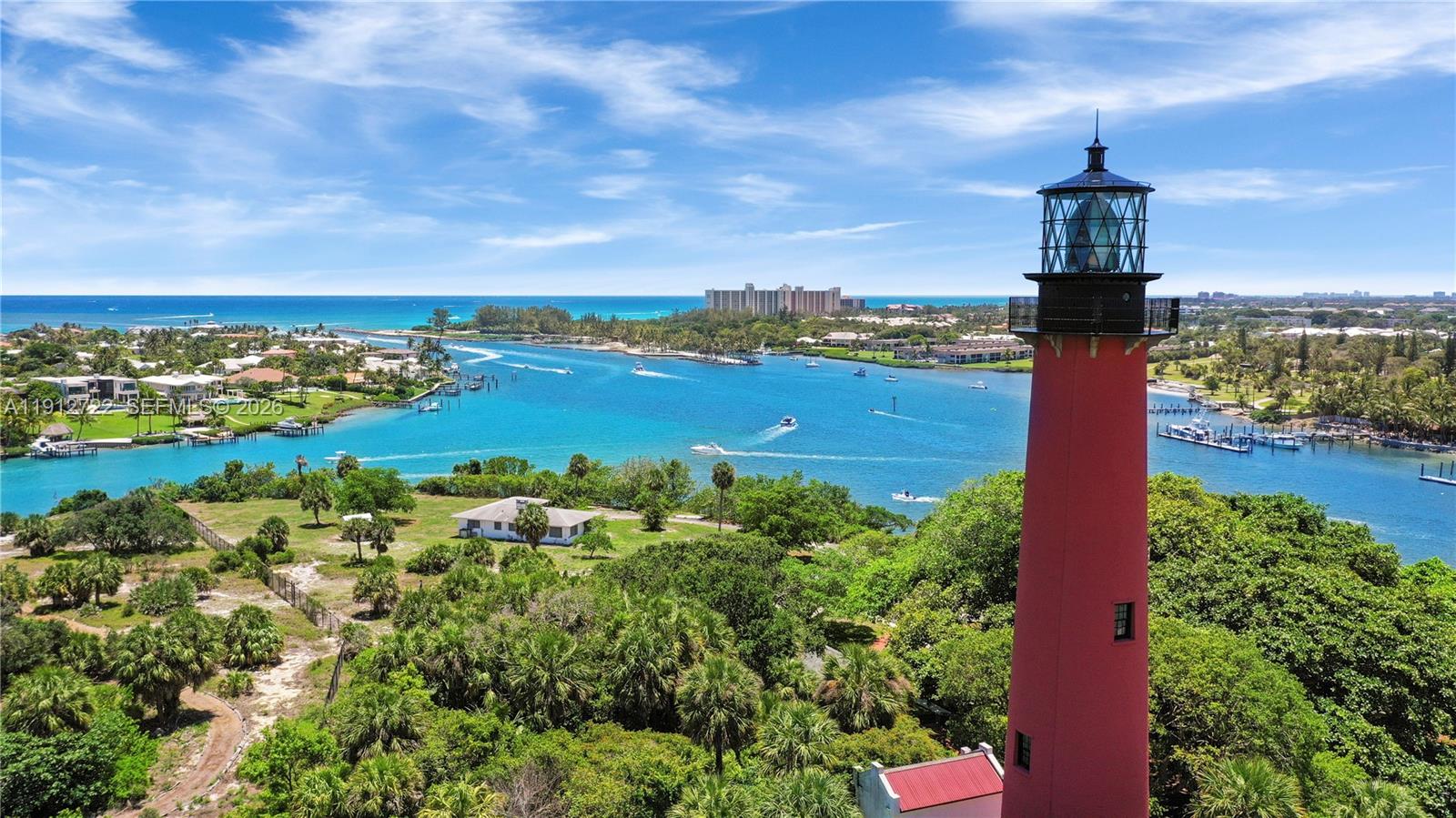 301 Lakewood Dr #8A Jupiter, FL 33458