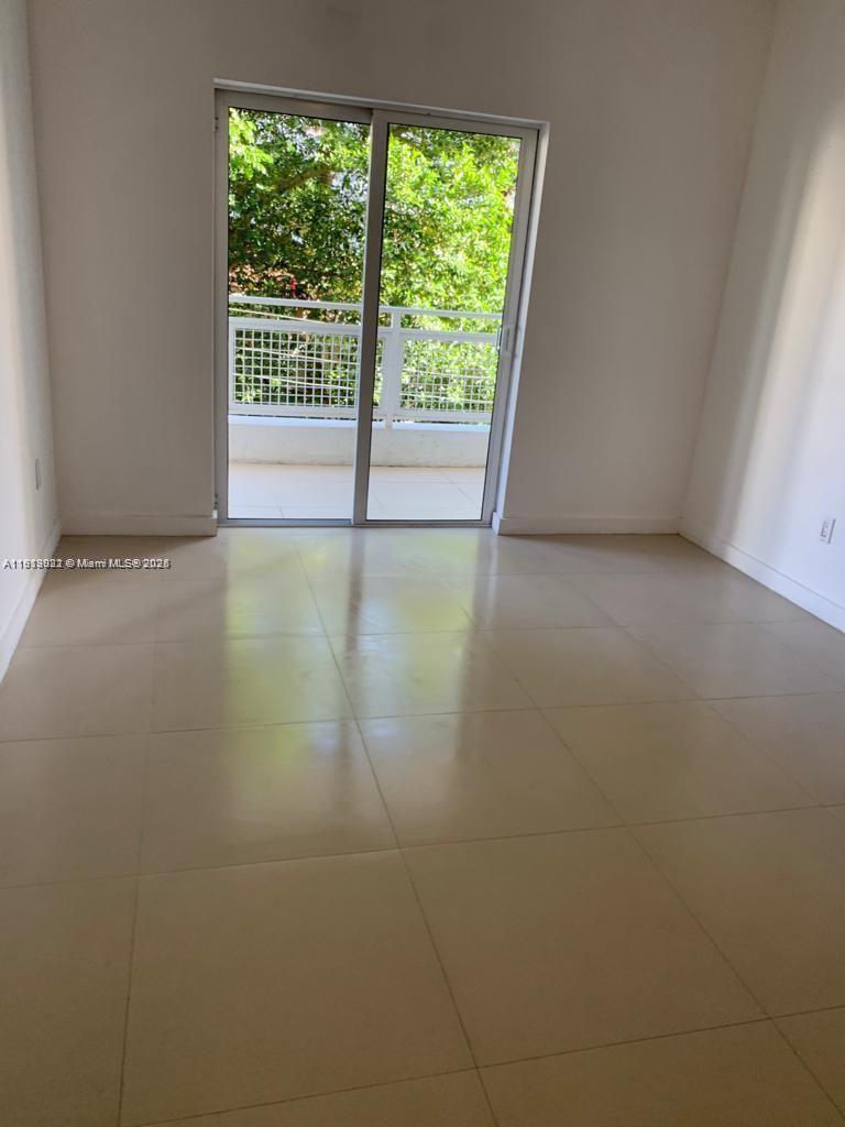 471 NE 25th St #301 Miami, FL 33137