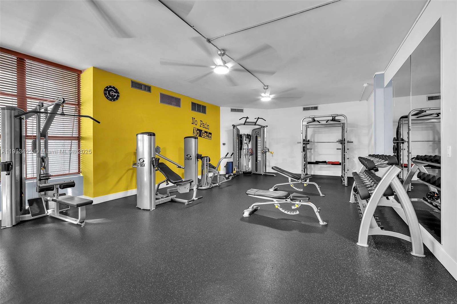 1000 Parkview Dr #229 Hallandale Beach, FL 33009