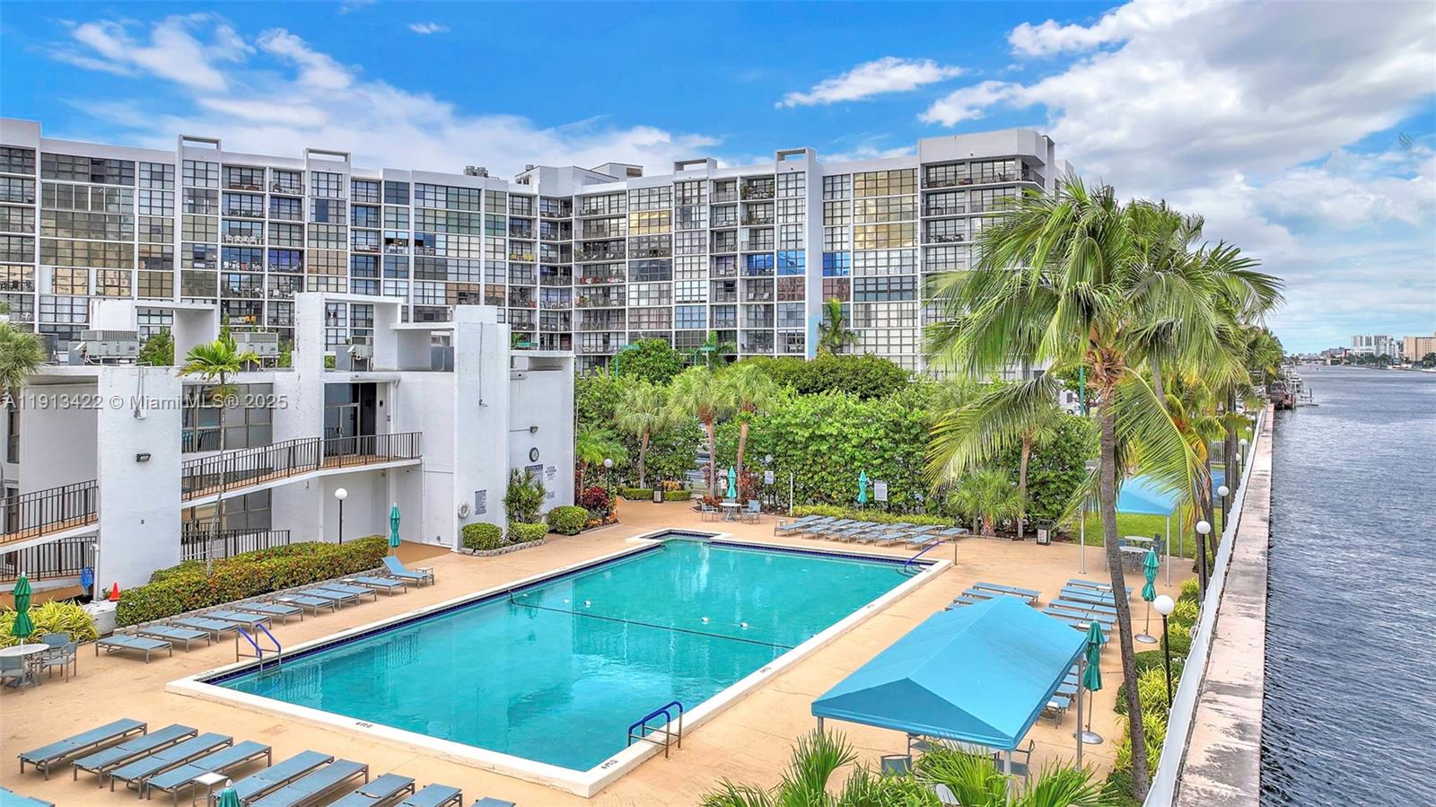 1000 Parkview Dr #229 Hallandale Beach, FL 33009