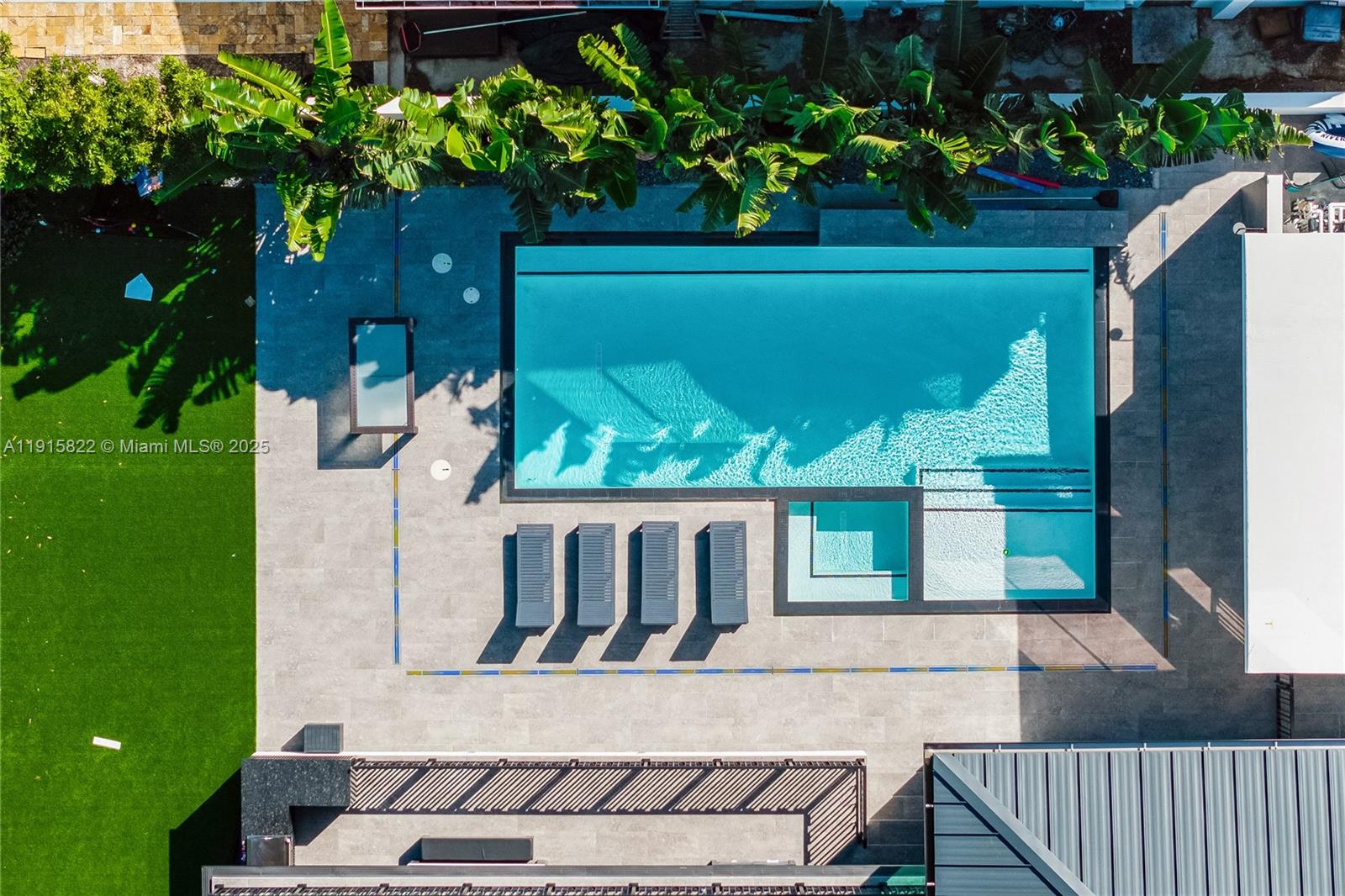 9045 Hawthorne Ave Surfside, FL 33154