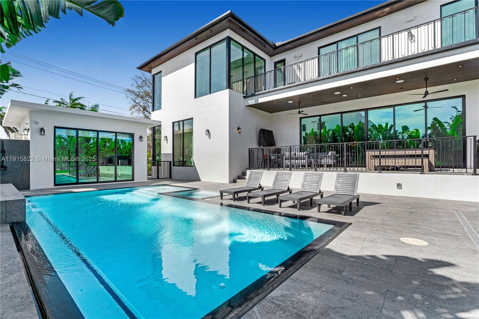 9045 Hawthorne Ave Surfside, FL 33154