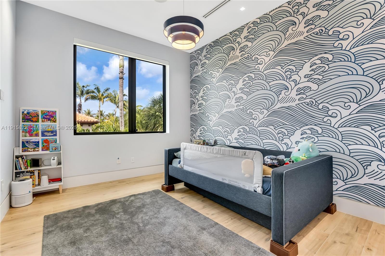 9045 Hawthorne Ave Surfside, FL 33154