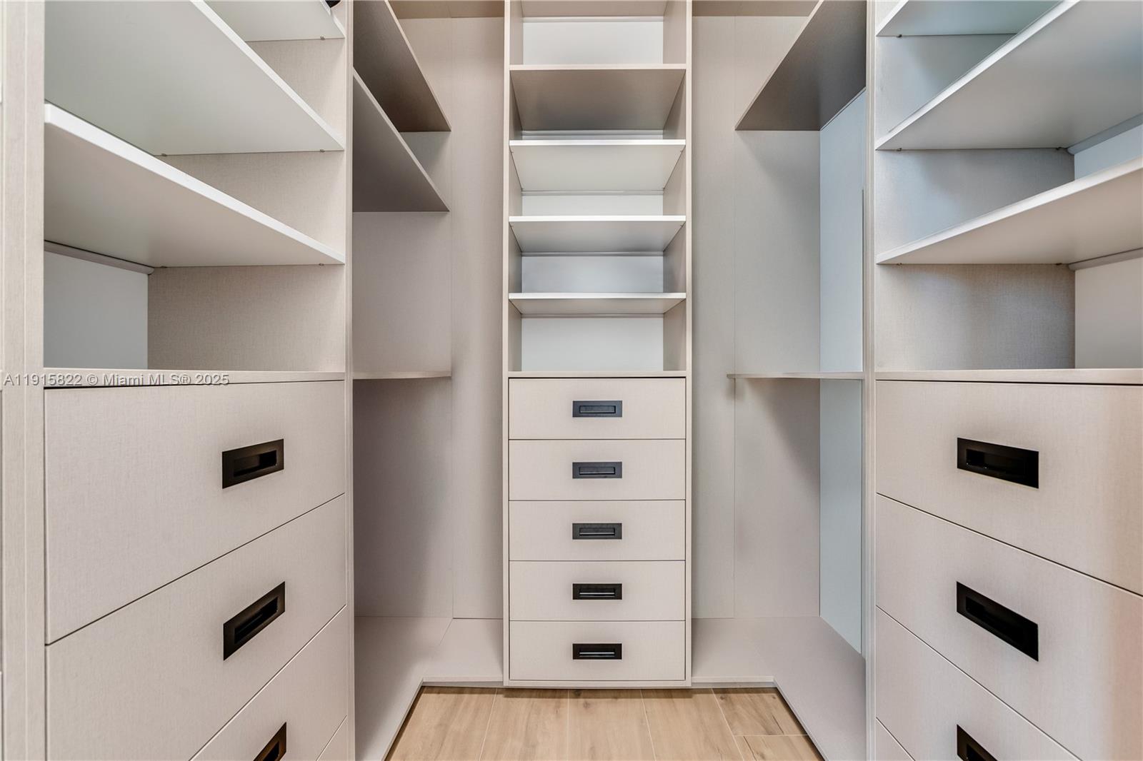 9045 Hawthorne Ave Surfside, FL 33154