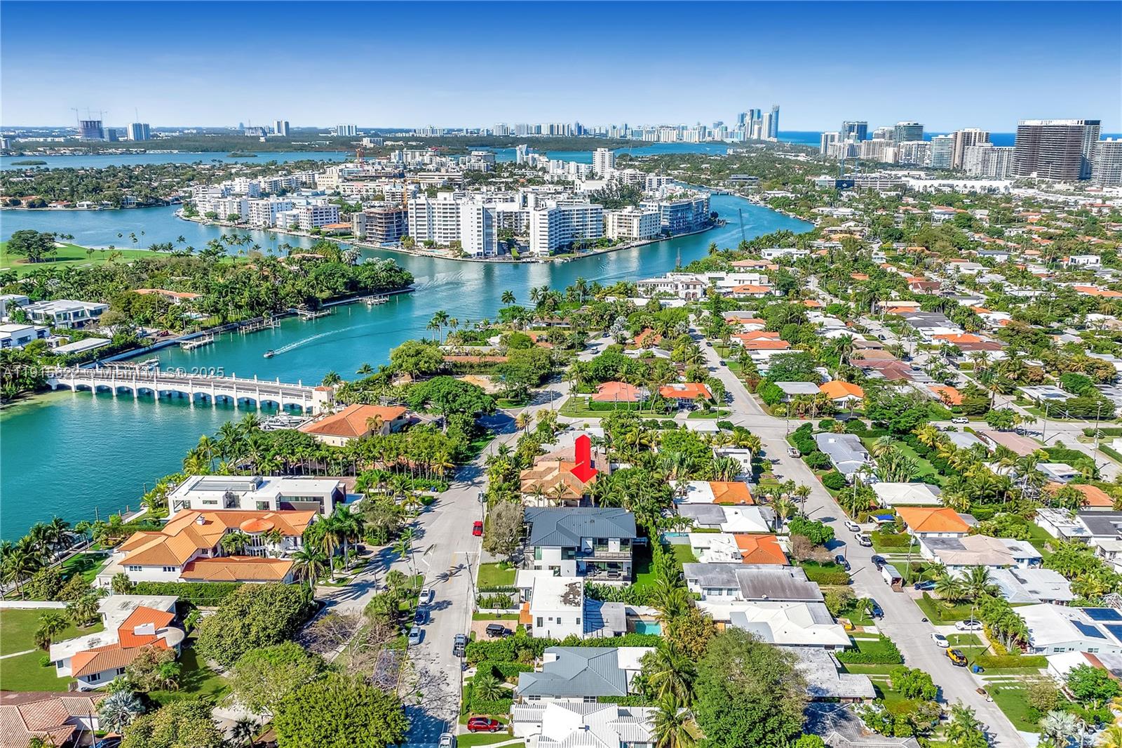 9045 Hawthorne Ave Surfside, FL 33154