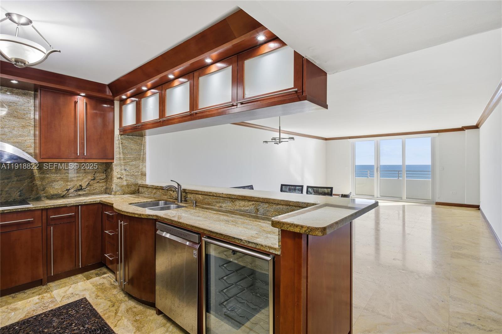 5555 Collins Ave #12N Miami Beach, FL 33140