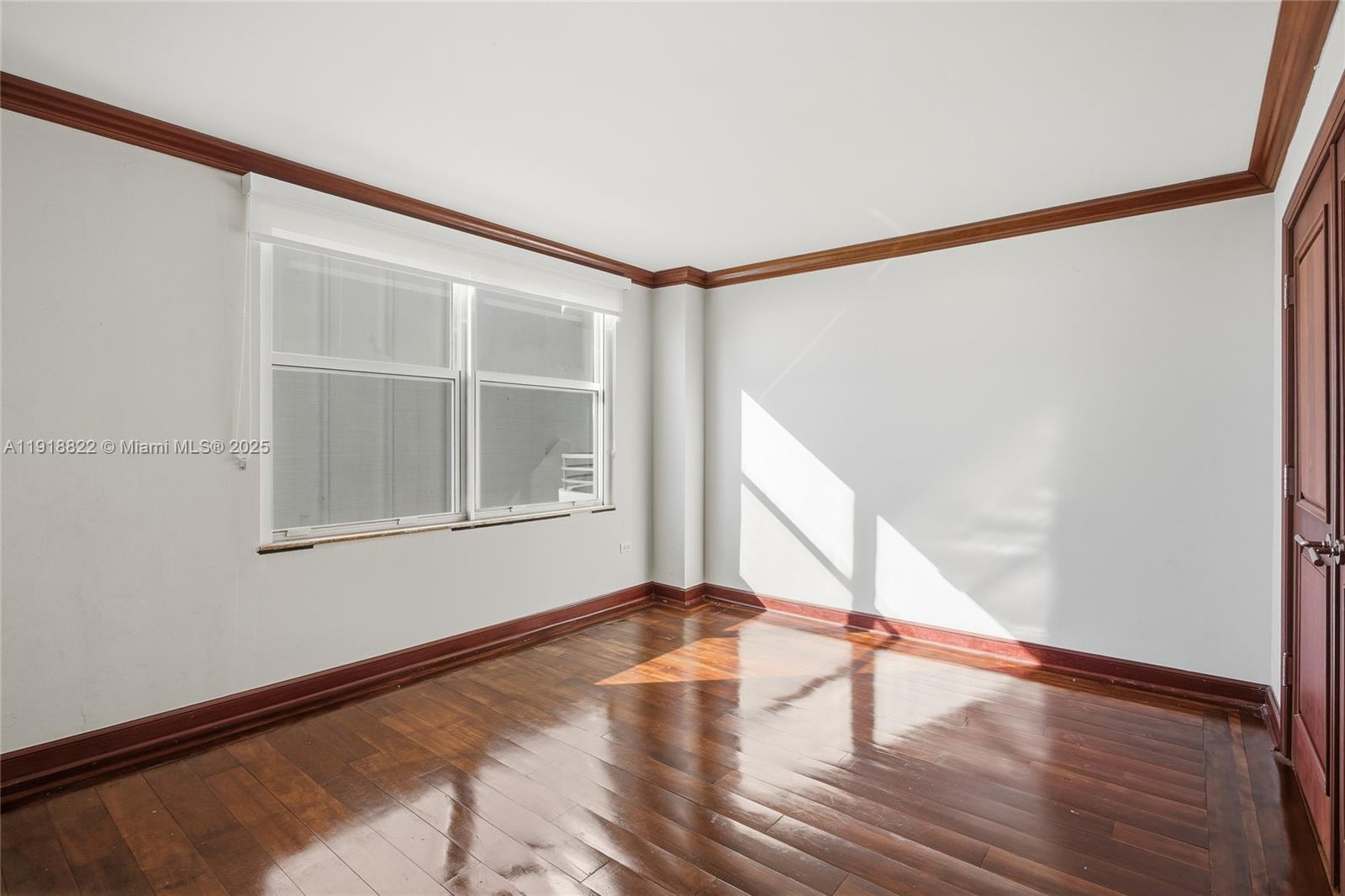 5555 Collins Ave #12N Miami Beach, FL 33140