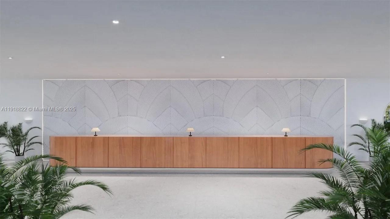 5555 Collins Ave #12N Miami Beach, FL 33140