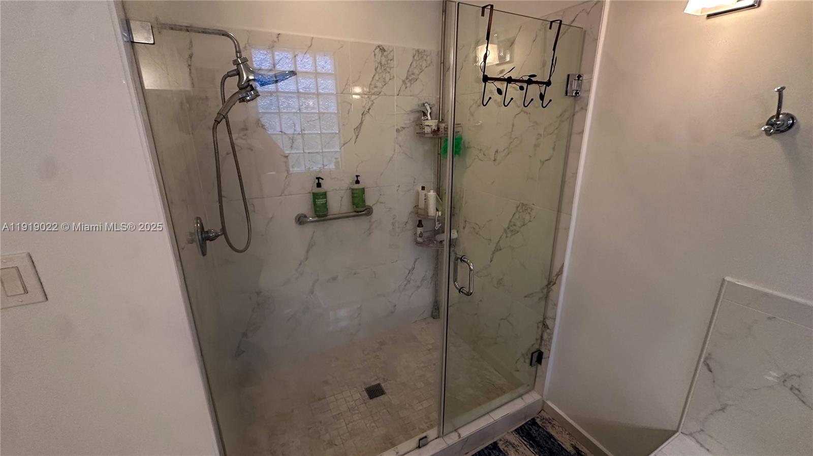 16368 SW 43rd Ter Kendall, FL 33185