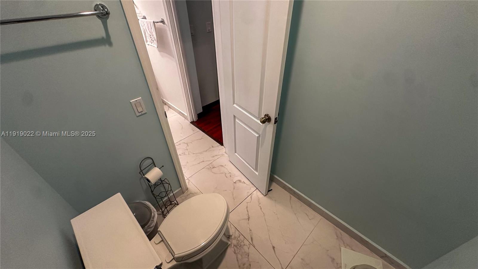 16368 SW 43rd Ter Kendall, FL 33185