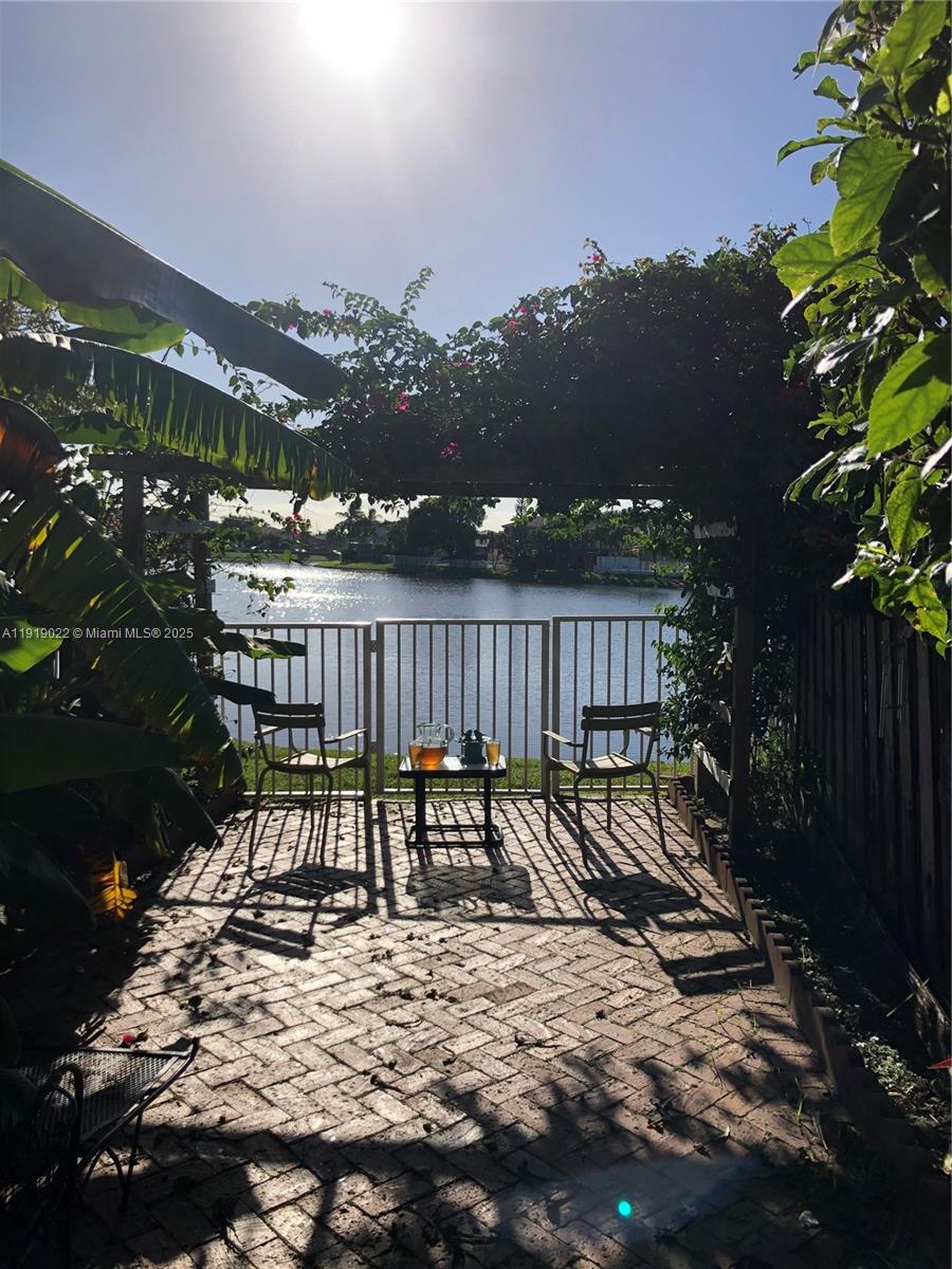 16368 SW 43rd Ter Kendall, FL 33185