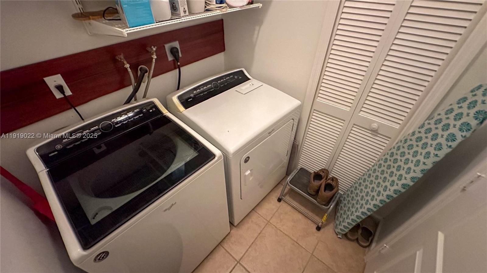 16368 SW 43rd Ter Kendall, FL 33185