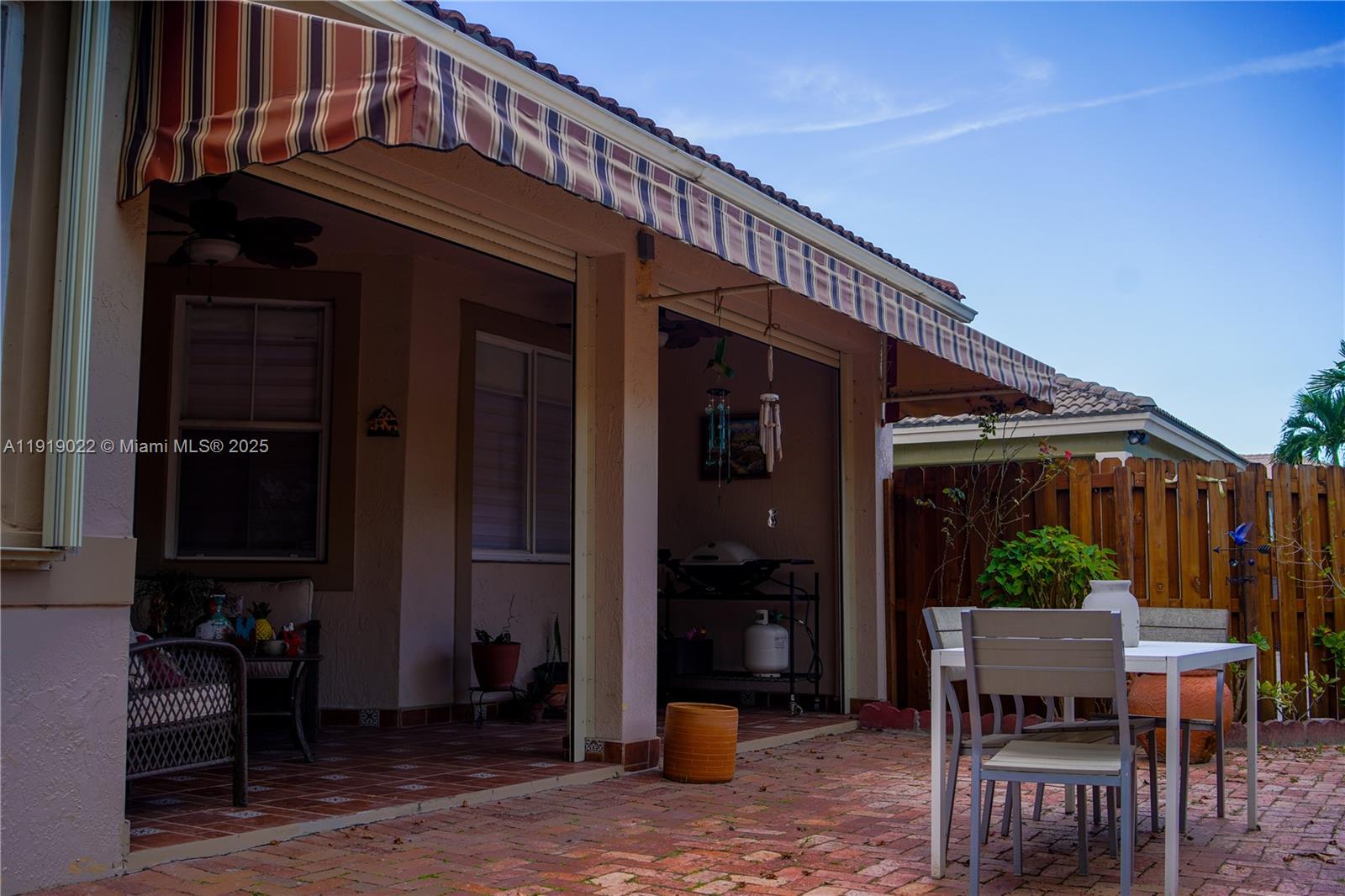 16368 SW 43rd Ter Kendall, FL 33185