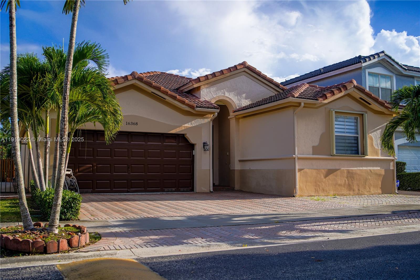 16368 SW 43rd Ter Kendall, FL 33185