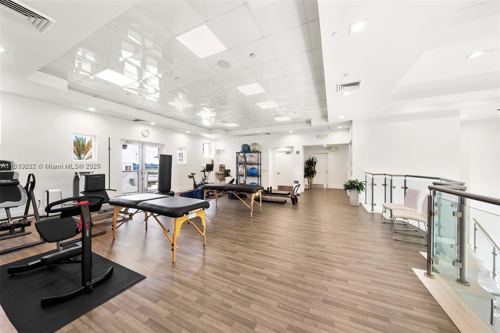 4775 Collins Ave #PH4306 Miami Beach, FL 33140