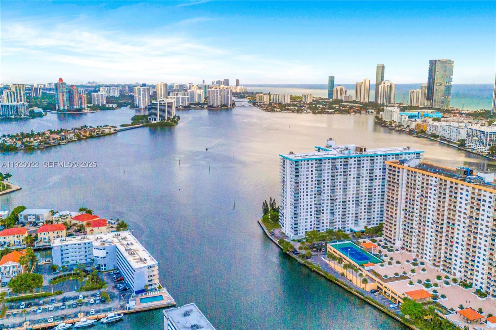 image Winston Towers 50022