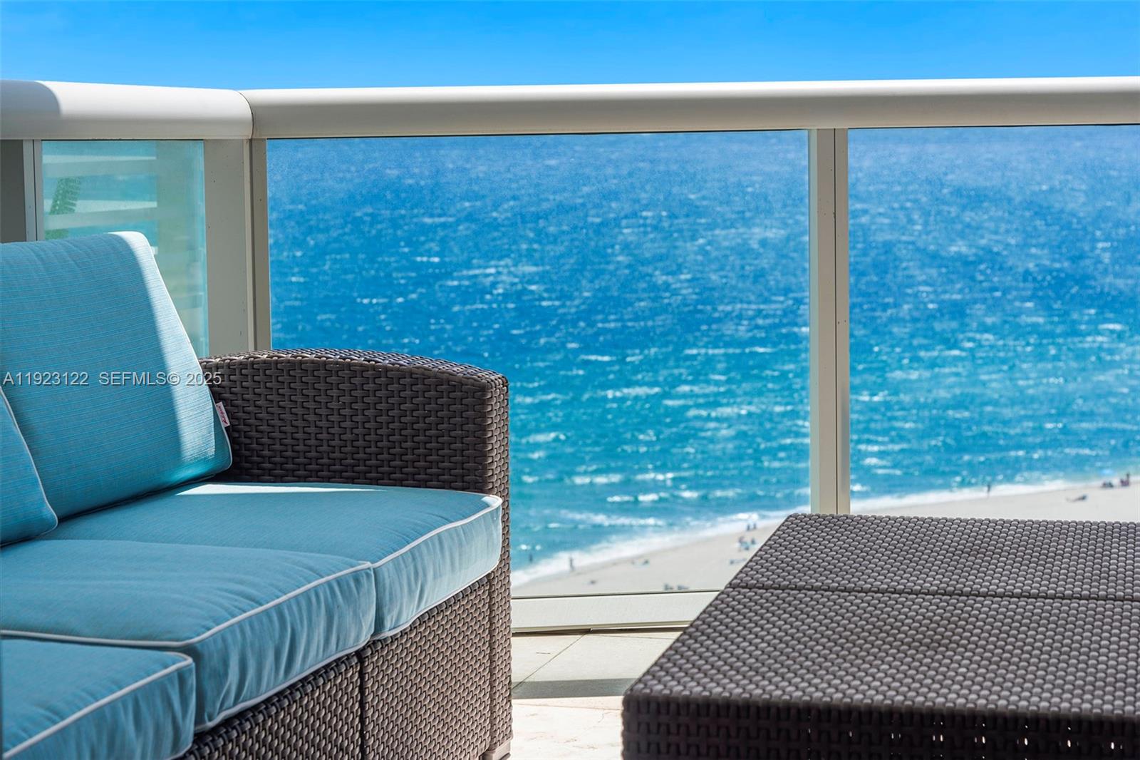 3801 Collins Ave #1602 Miami Beach, FL 33140