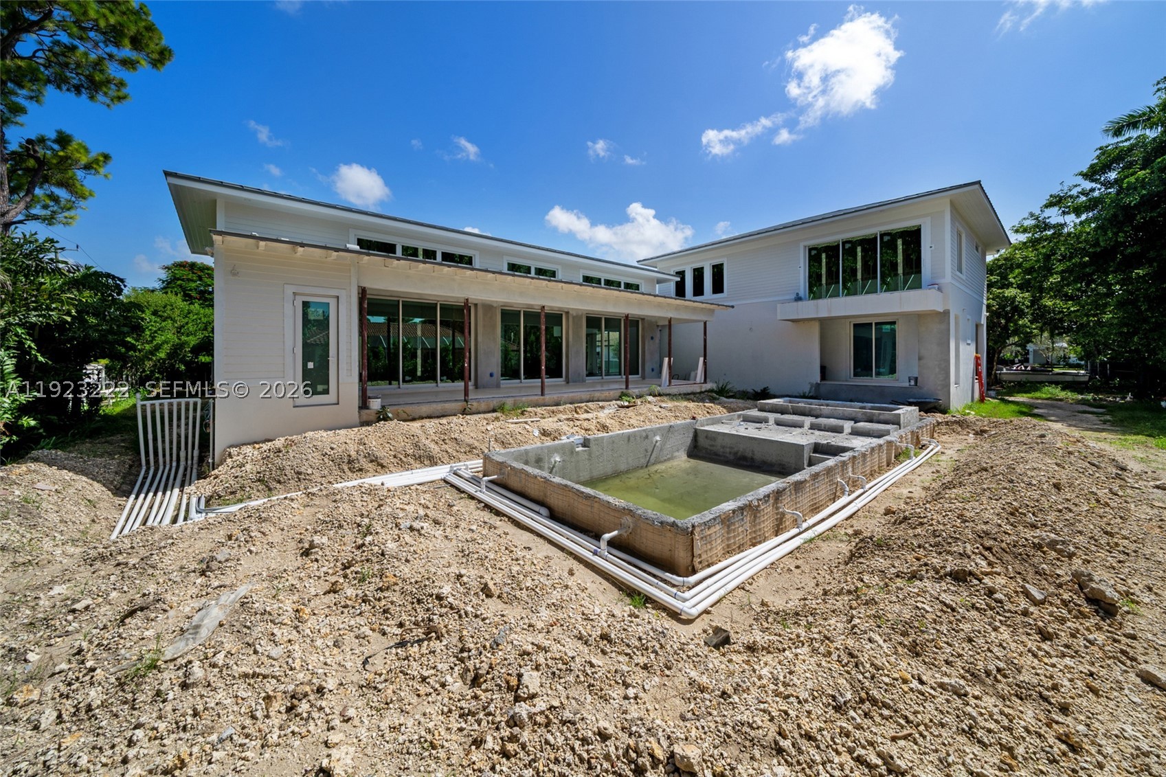 6990 SW 91st St Pinecrest, FL 33156