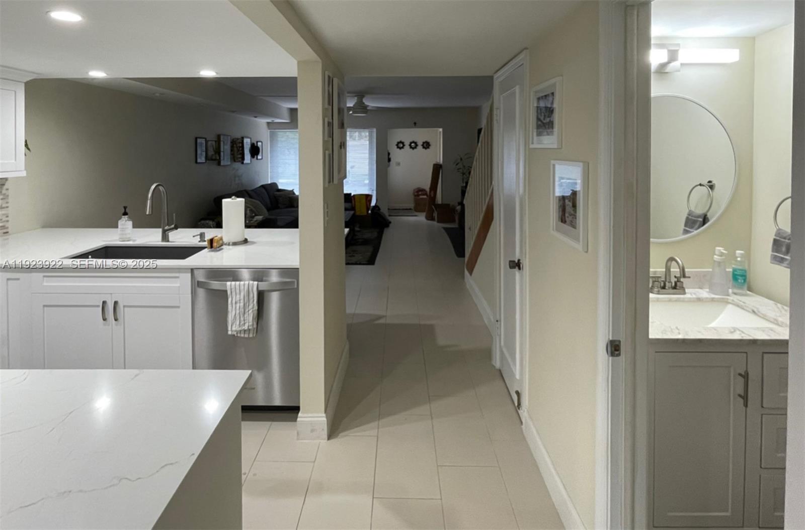 5555 N Ocean Blvd #28 Lauderdale By The Sea, FL 33308