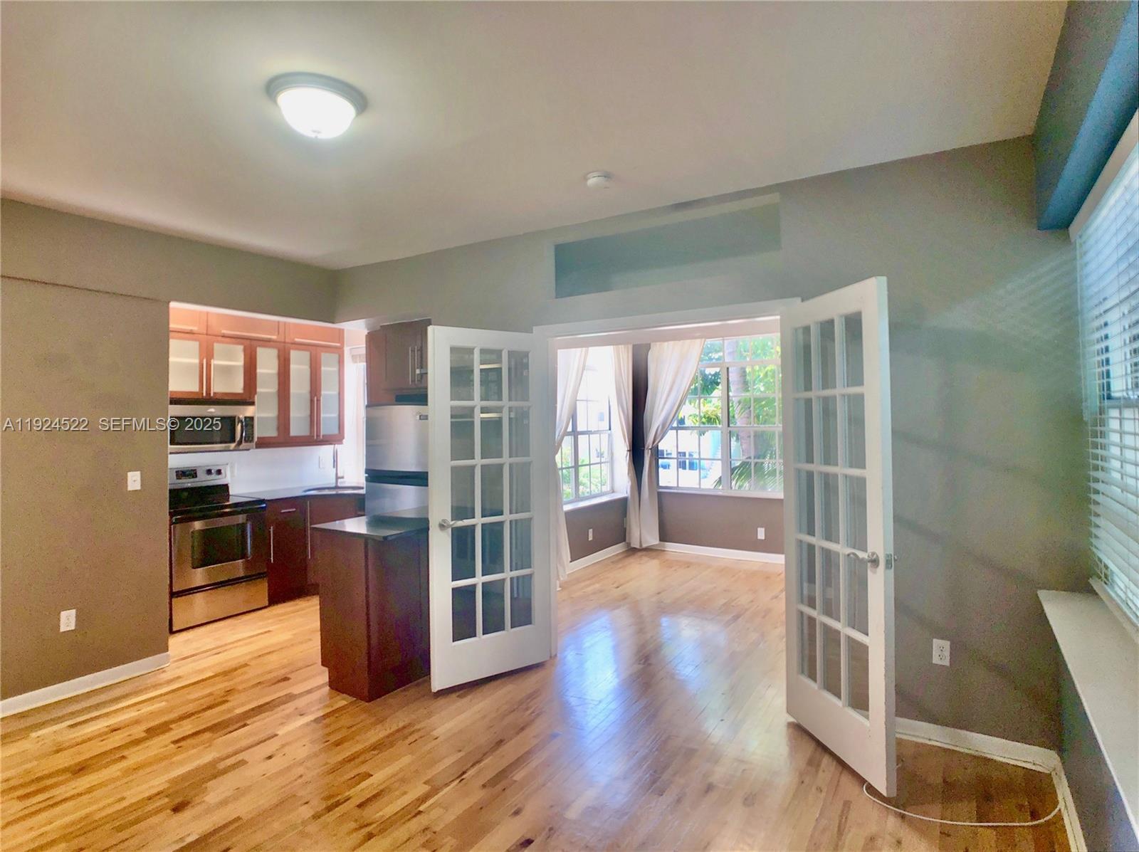 1127 Euclid Ave #203 Miami Beach, FL 33139