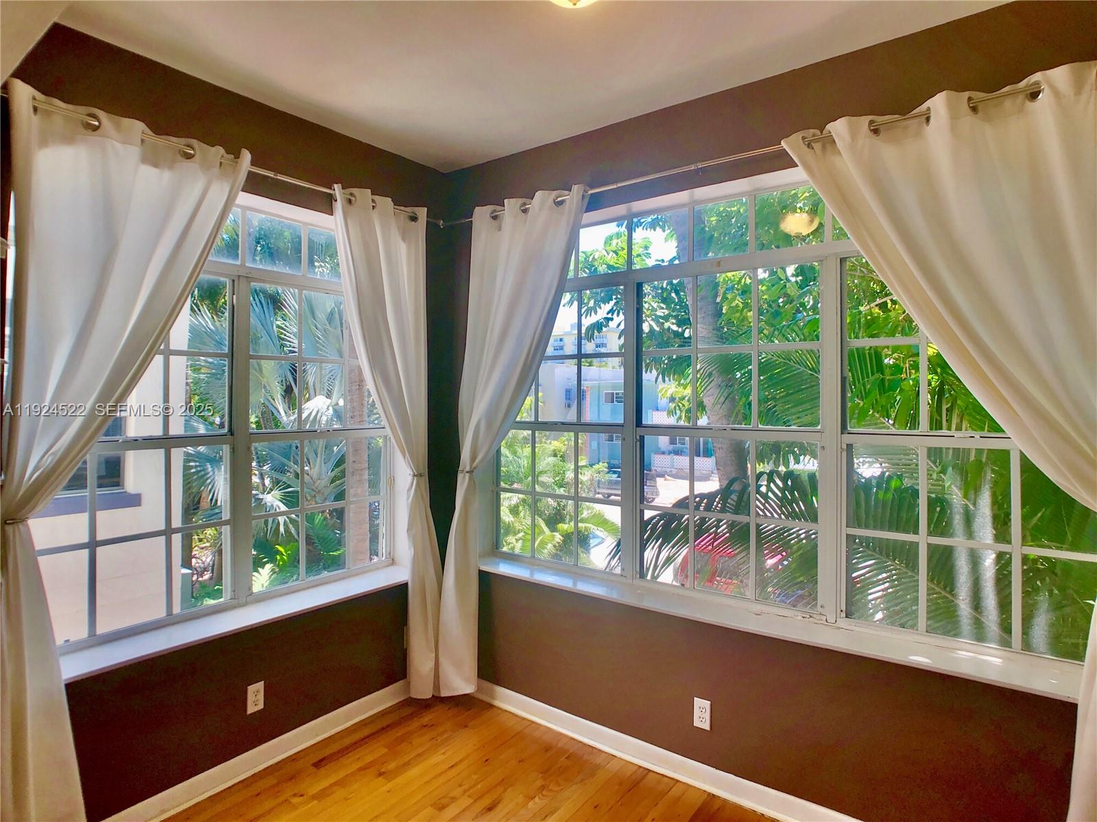 1127 Euclid Ave #203 Miami Beach, FL 33139