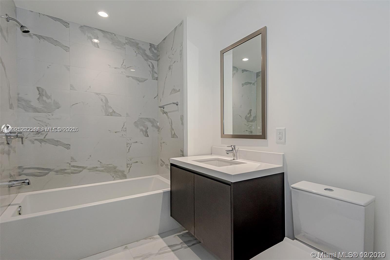 851 NE 1st Ave #1608 Miami, FL 33132