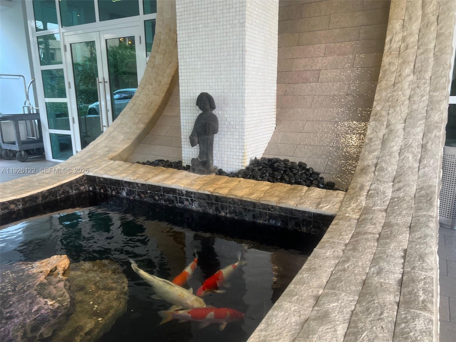 900 Brickell Key Blvd #803 Miami, FL 33131