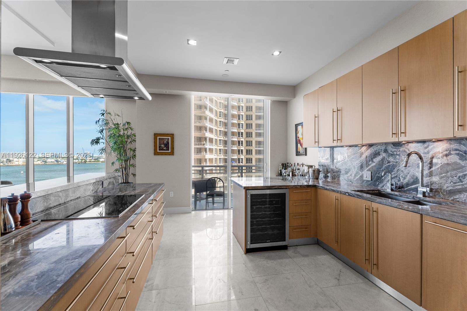 900 Brickell Key Blvd #803 Miami, FL 33131