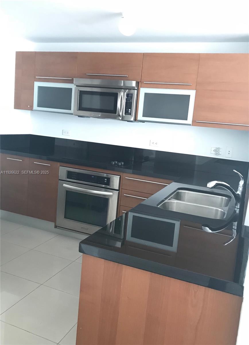 image Vizcayne North4