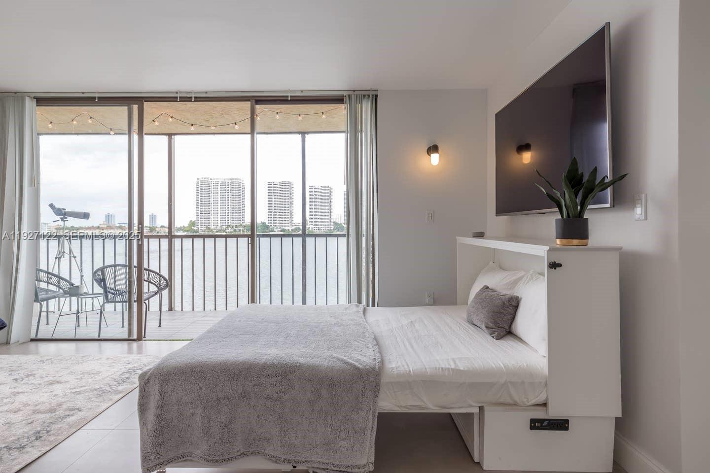 17600 N Bay Rd #N403 Sunny Isles Beach, FL 33160