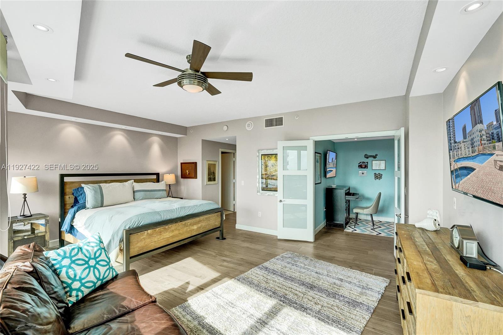 111 SE 8th Ave #1101 Fort Lauderdale, FL 33301