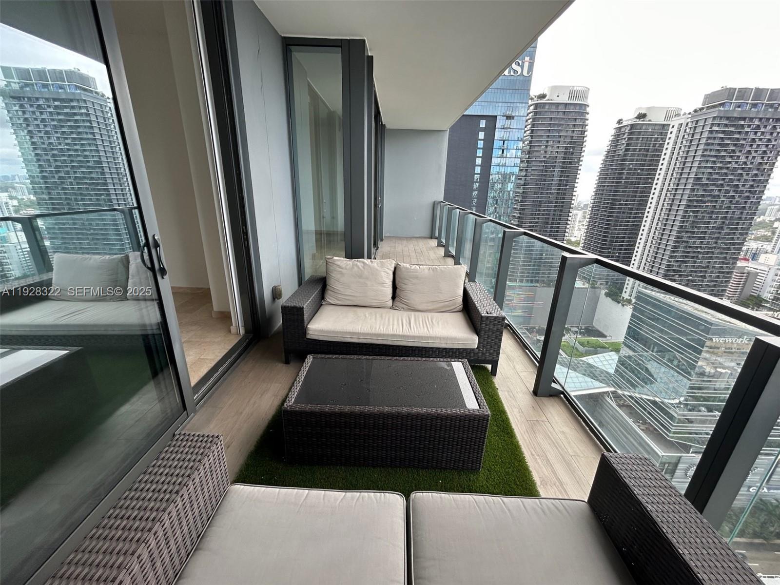 image Reach Brickell City Centre20