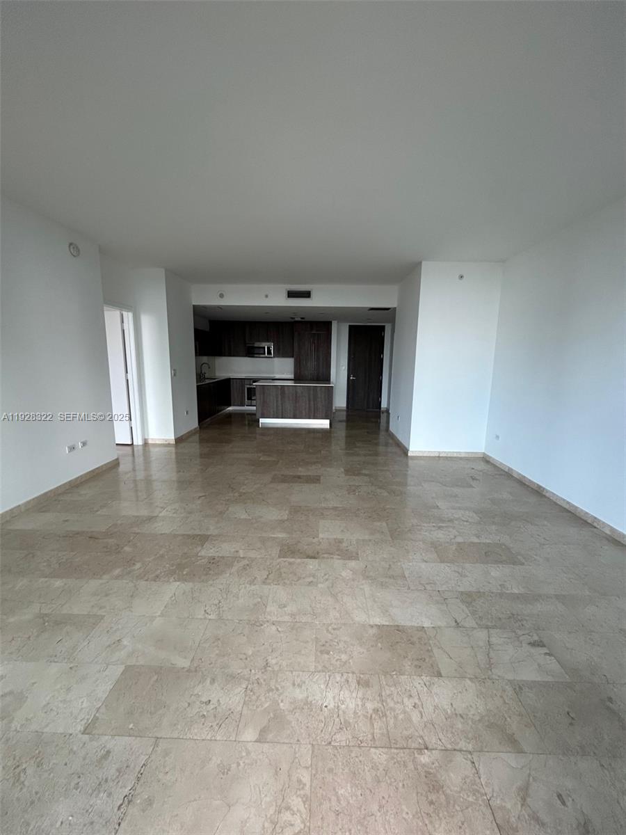 image Reach Brickell City Centre2