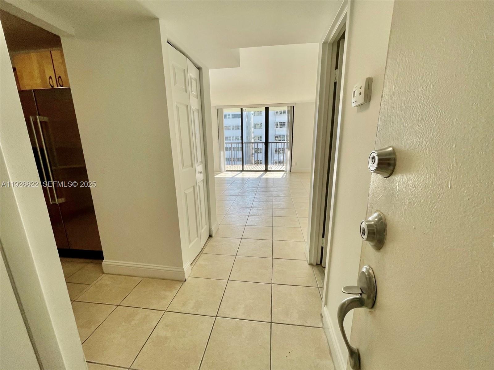 1800 Collins Ave #7C Miami Beach, FL 33139