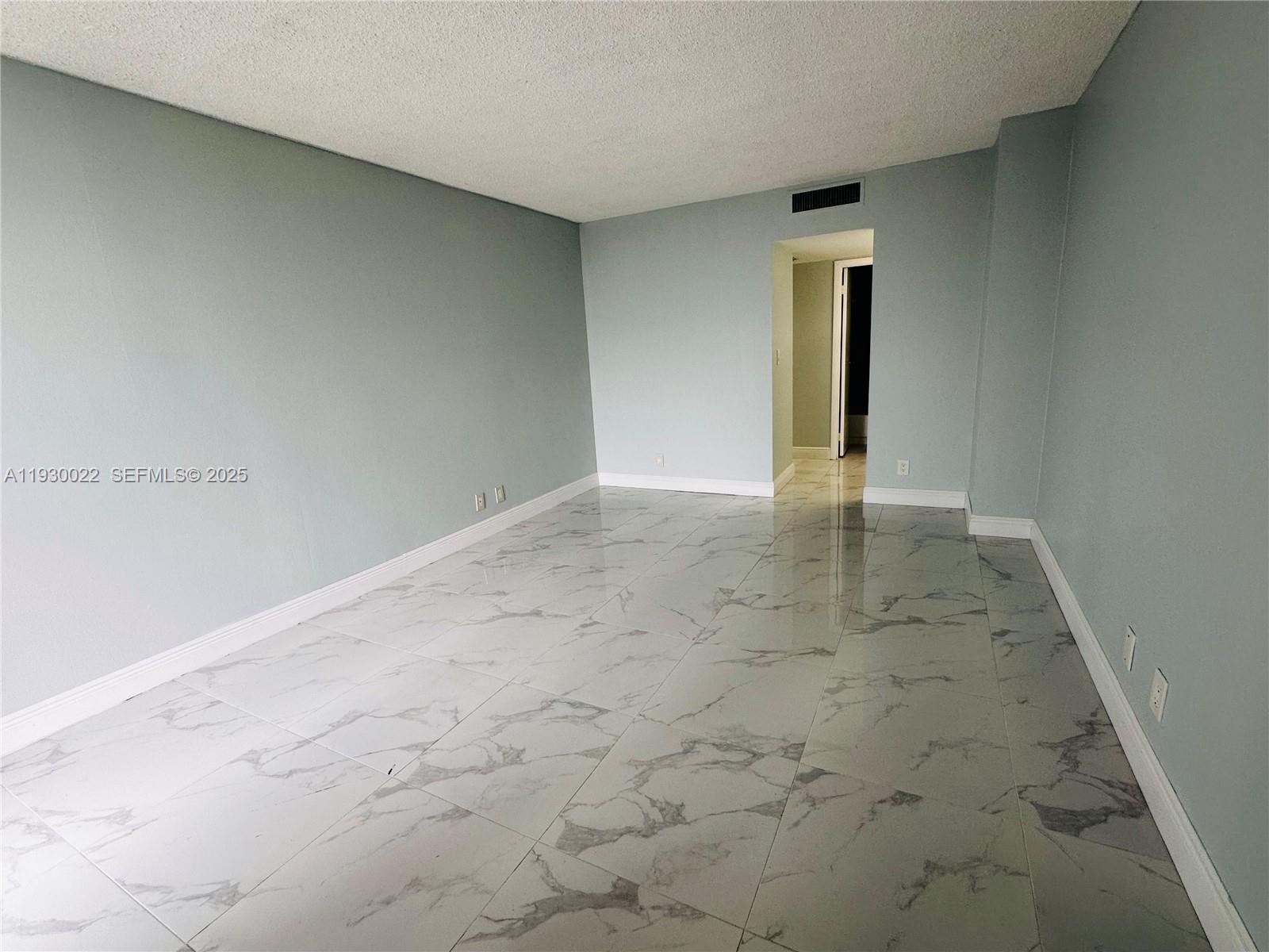 20335 W Country Clb Dr #2601 Aventura, FL 33180